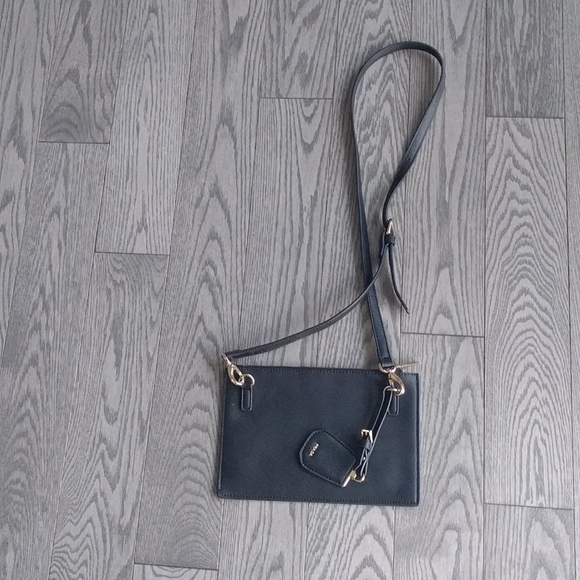 Beautiful black crossbody bag by fashion inspired - Picture 3 of 9